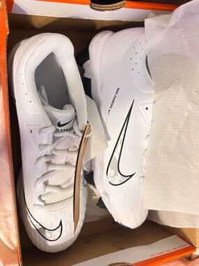 Nike White and Black Women's Softball Cleats